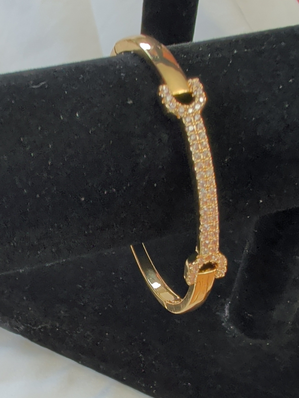 NWOT (416) Gold Plated Stirrup Barbell Pavé Crystal Cuff Bangle